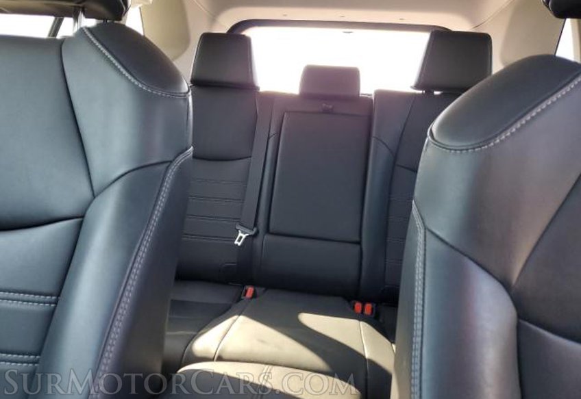 2019 Toyota RAV4 - Image 9