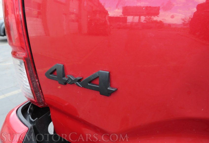 2019 Toyota Tacoma 4WD - Image 17