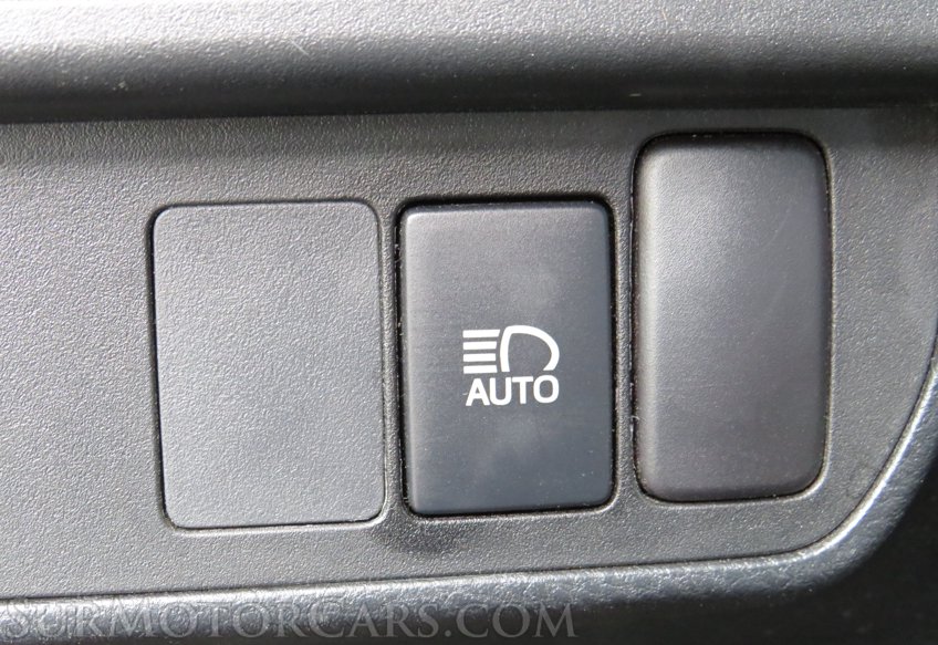 2019 Toyota Tacoma 4WD - Image 42