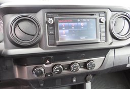 2019 Toyota Tacoma 4WD - Image 39