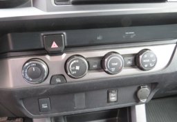 2019 Toyota Tacoma 4WD - Image 44