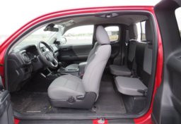 2019 Toyota Tacoma 4WD - Image 25