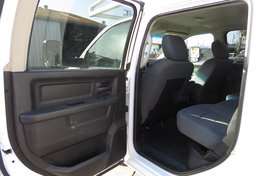 2017 Ram 3500 Chassis Cab - Image 30