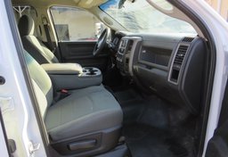 2017 Ram 3500 Chassis Cab - Image 26