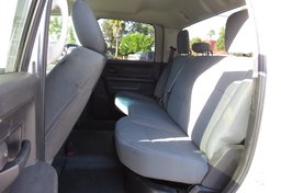 2017 Ram 3500 Chassis Cab - Image 33