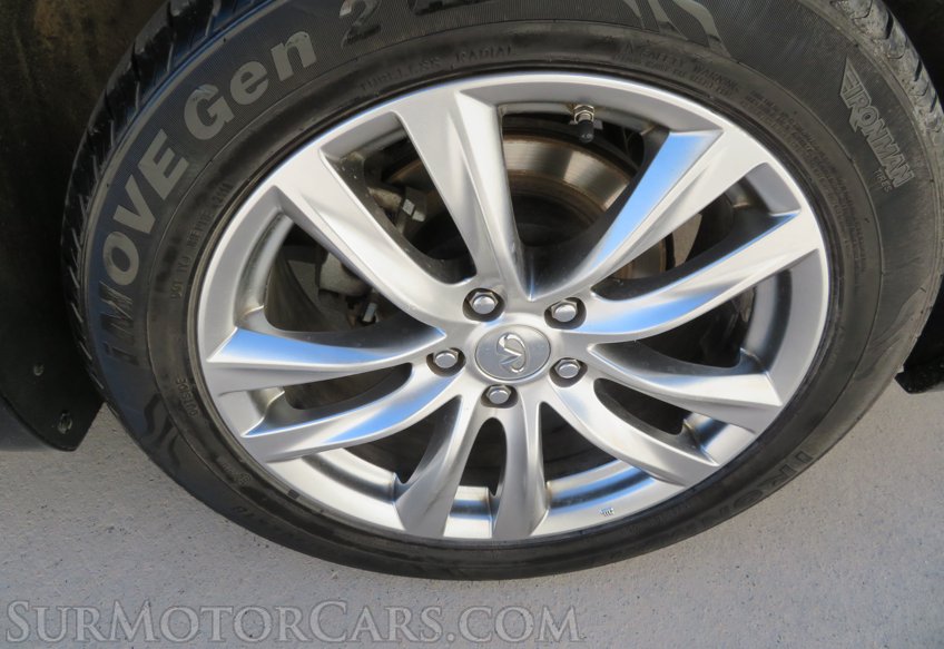 2017 Infiniti Q70 - Image 25