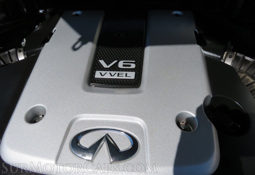2017 Infiniti Q70 - Image 59