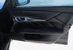 2017 Infiniti Q70 - Image 52