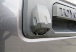 2021 Toyota Tacoma 4WD - Image 17