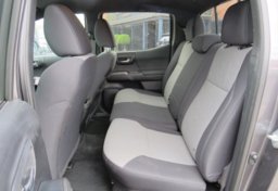 2021 Toyota Tacoma 4WD - Image 31