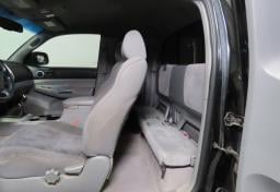 Thumbnail of 2006 Toyota Tacoma