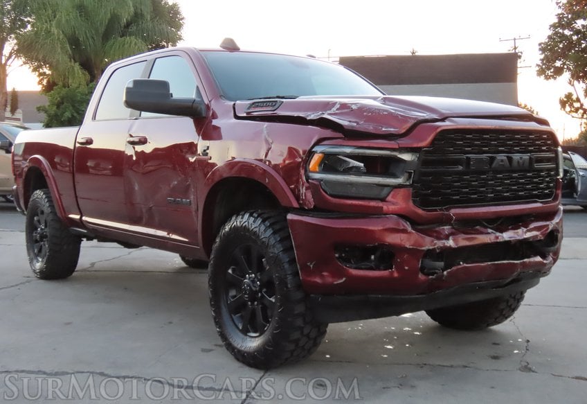 2022 Ram 2500 4x4 Laramie - Image 4