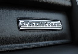 2022 Ram 2500 4x4 Laramie - Image 43