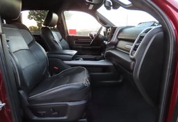 2022 Ram 2500 4x4 Laramie - Image 22