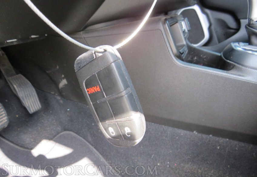 2020 Jeep Renegade - Image 41