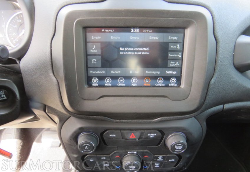 2020 Jeep Renegade - Image 34