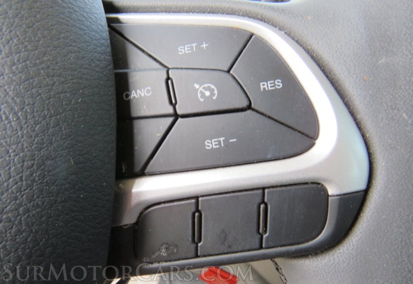 2020 Jeep Renegade - Image 43