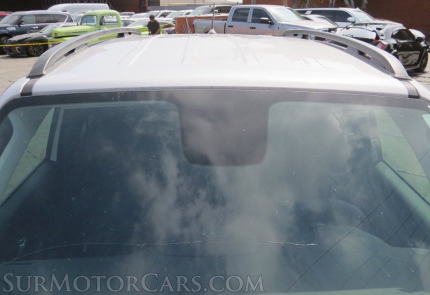 2020 Jeep Renegade - Image 15