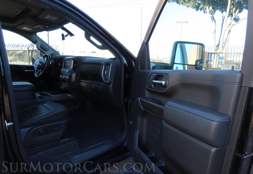 2023 GMC Sierra 3500HD - Image 25