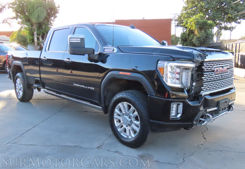 2023 GMC Sierra 3500HD - Image 4