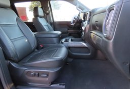 2023 GMC Sierra 3500HD - Image 24