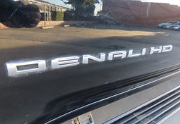 2023 GMC Sierra 3500HD - Image 18