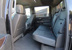 2023 GMC Sierra 3500HD - Image 33