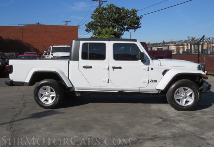 2022 Jeep Gladiator - Image 5