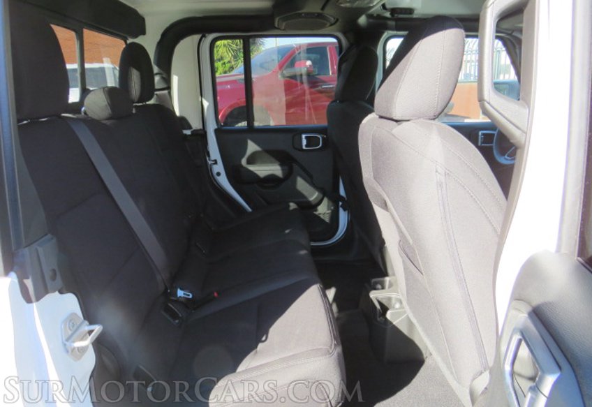 2022 Jeep Gladiator - Image 27