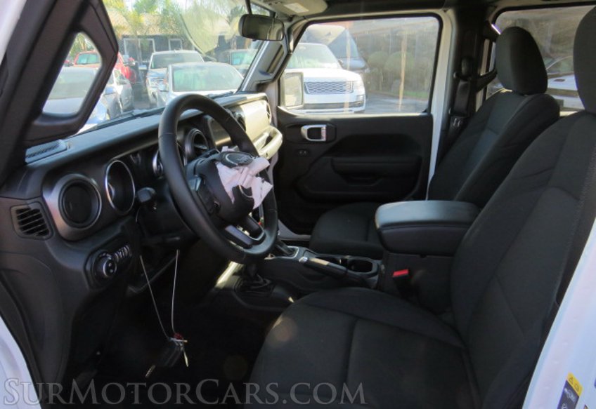 2022 Jeep Gladiator - Image 25