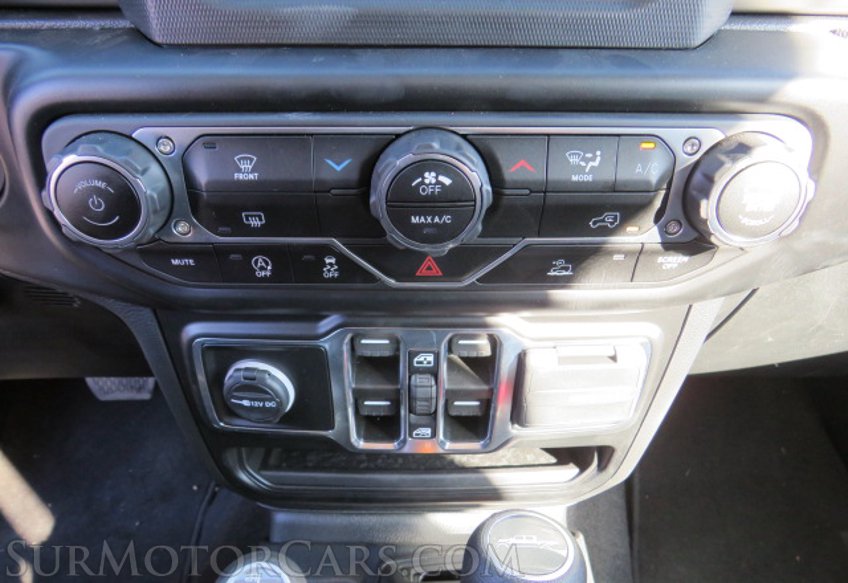 2022 Jeep Gladiator - Image 32