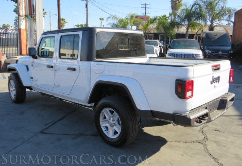 2022 Jeep Gladiator - Image 9