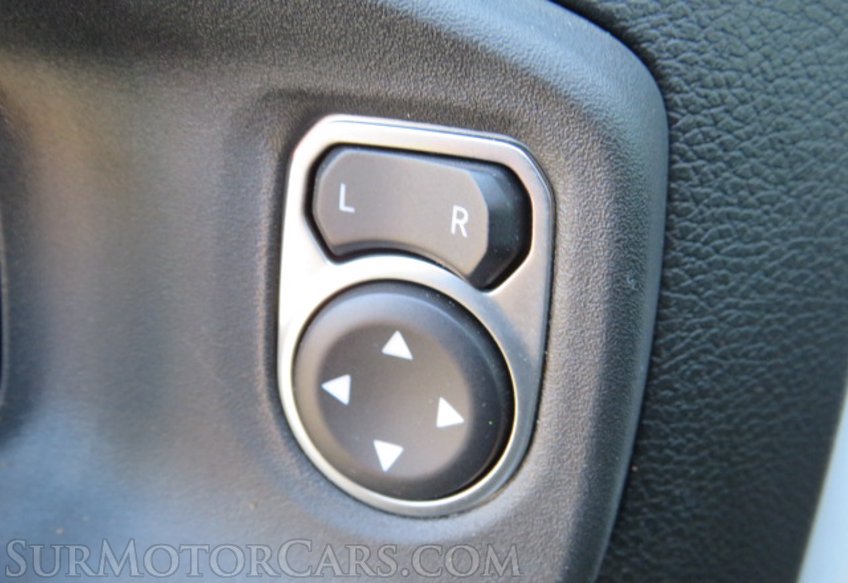 2022 Jeep Gladiator - Image 40