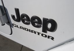 2022 Jeep Gladiator - Image 43