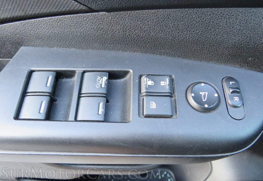 2013 Honda CR-V - Image 40