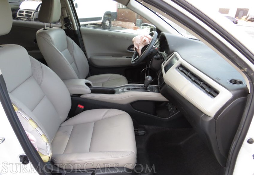 2017 Honda HR-V - Image 25