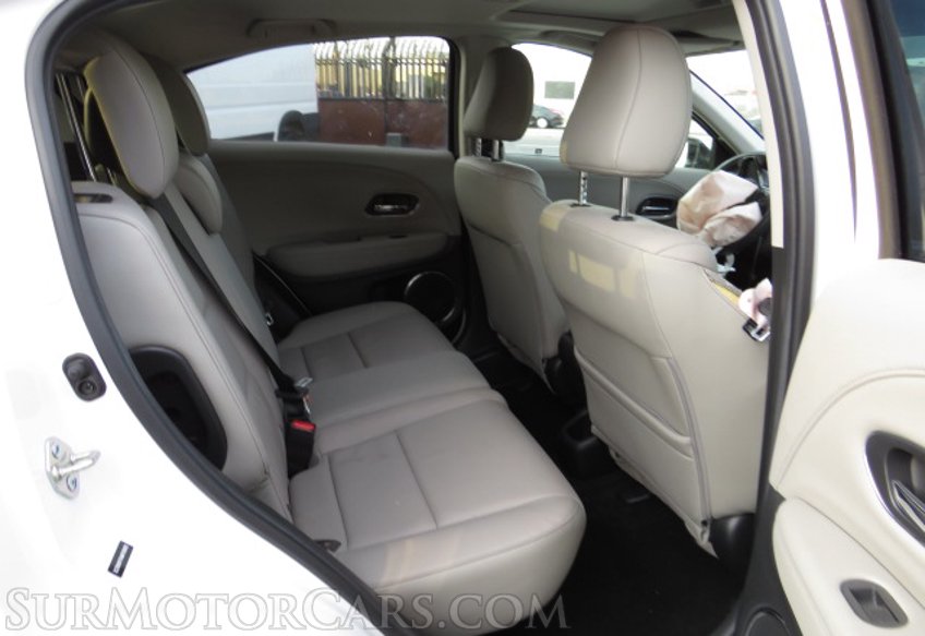 2017 Honda HR-V - Image 27