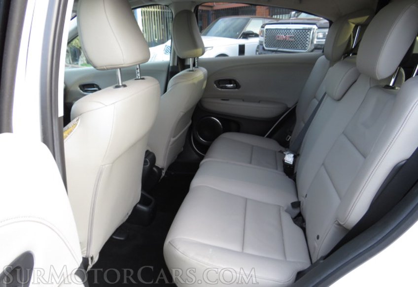 2017 Honda HR-V - Image 30