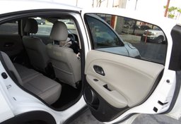 2017 Honda HR-V - Image 26