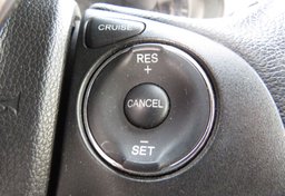 2017 Honda HR-V - Image 35