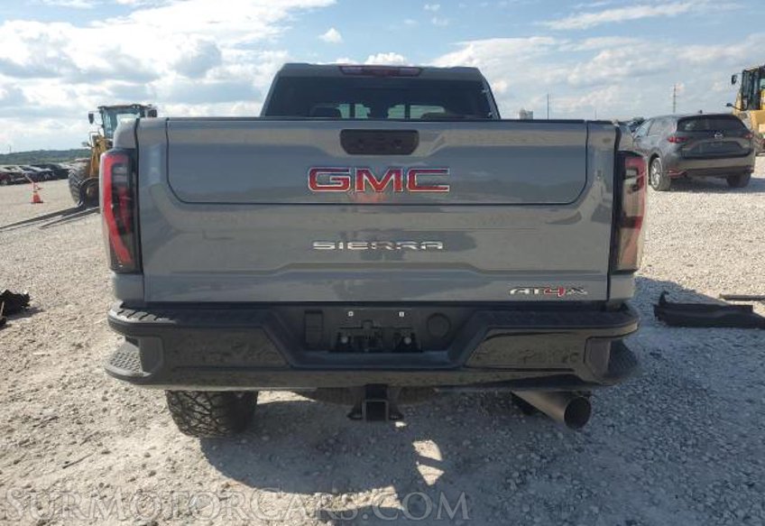 2024 GMC Sierra 2500HD - Image 6