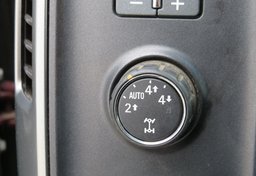 2015 Chevrolet Silverado 1500 - Image 39