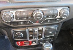 2018 Jeep Wrangler Unlimited - Image 41