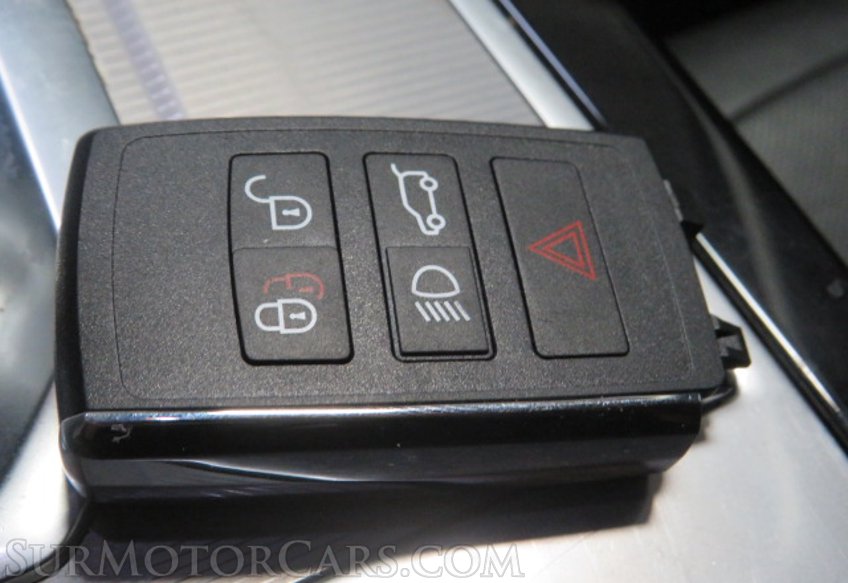 2020 Land Rover Range Rover Evoque - Image 40