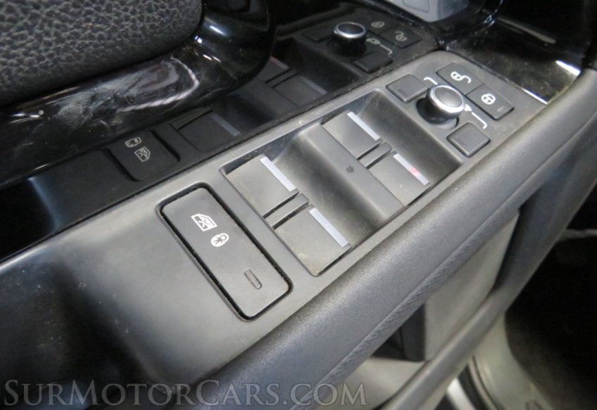 2020 Land Rover Range Rover Evoque - Image 34