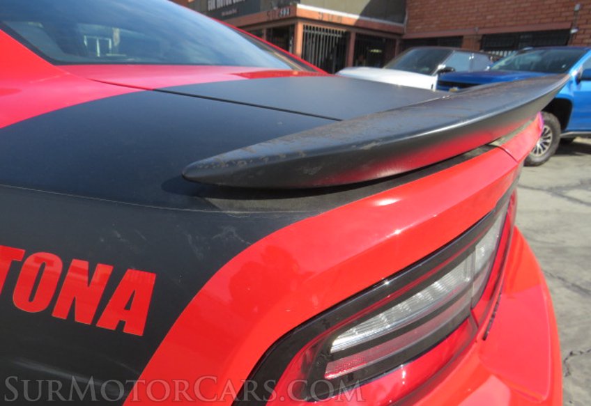 2021 Dodge Charger - Image 25