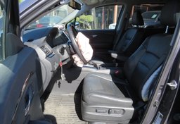 2016 Honda Pilot - Image 25