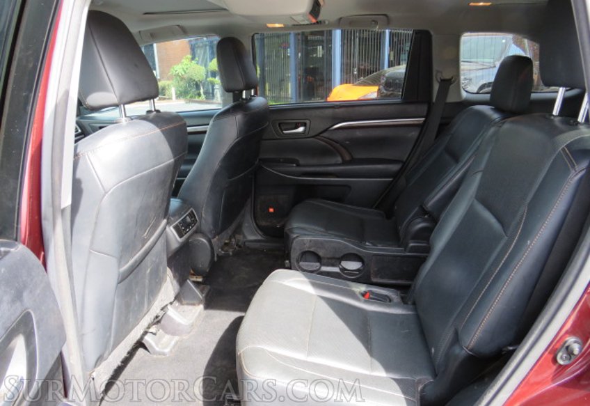 2016 Toyota Highlander - Image 26