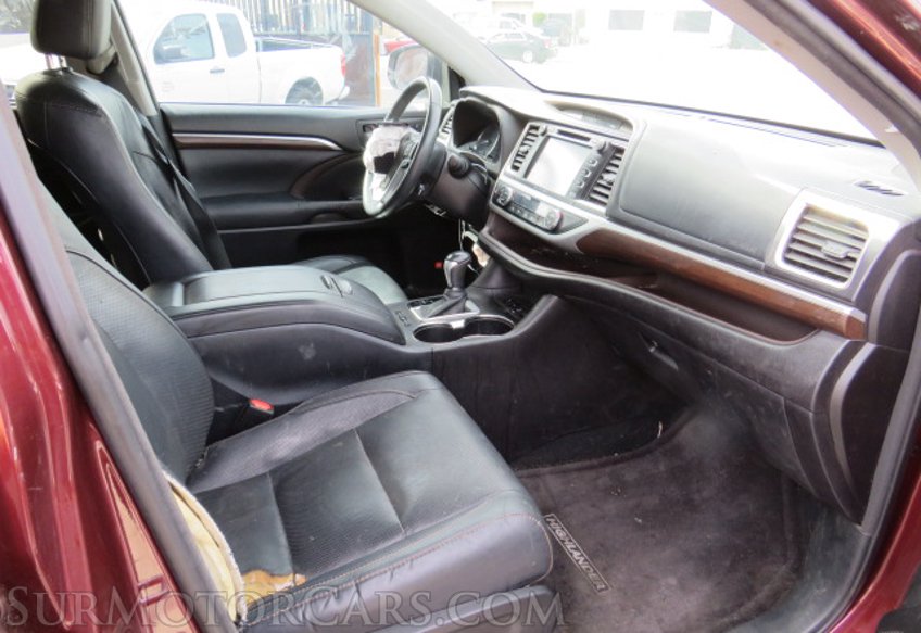 2016 Toyota Highlander - Image 21