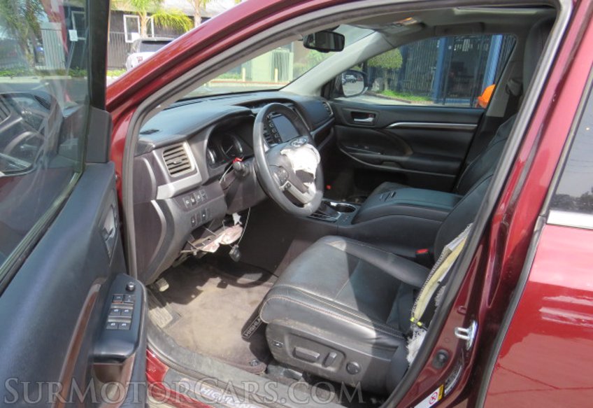 2016 Toyota Highlander - Image 20